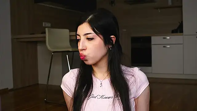 TonjaNeace's cam snapshot