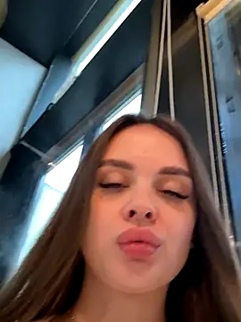 KristiRich's cam snapshot