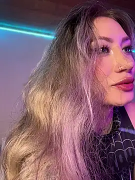 Lally_Valencia__'s cam snapshot