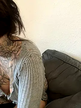 VelvetCoon's cam snapshot