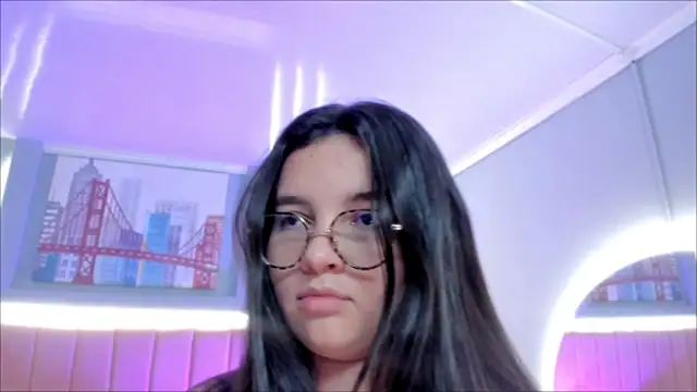 alys_baker's cam snapshot