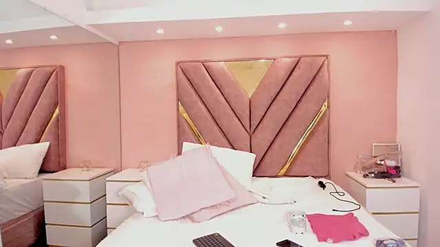 bellalumi's cam snapshot