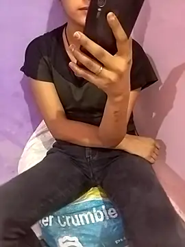 Student_girl2's cam snapshot