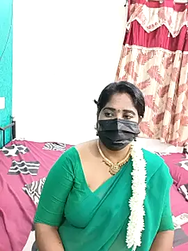 tamil-aunt's cam snapshot