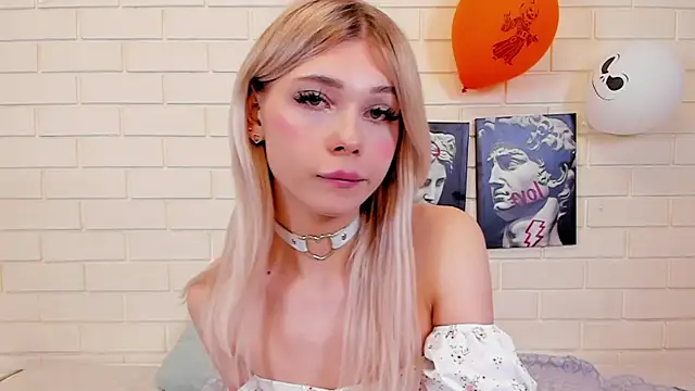 Blondy_Fina live sex cam
