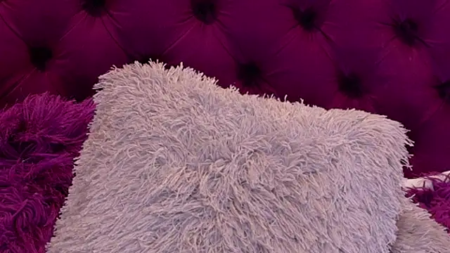 HilaryQueen's cam snapshot