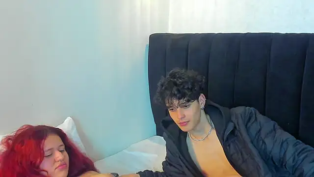 hottie__couple's cam snapshot