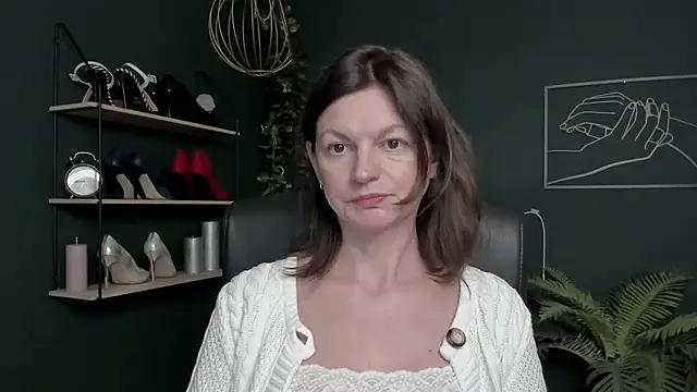 VivianWILD's cam snapshot