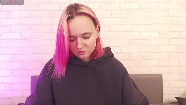 Ericha_Stone's cam snapshot