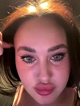 KiraSunshine's cam snapshot