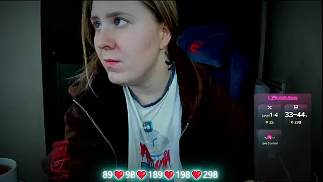 Olivia_Munk's cam snapshot