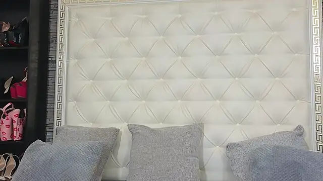 EliteDomina's cam snapshot