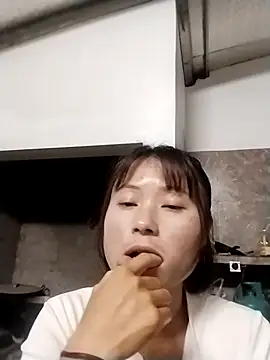 linda_bae00's cam snapshot