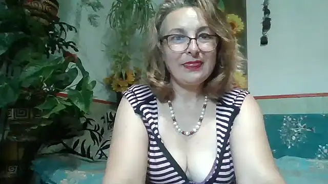 ZhannaLove480's cam snapshot