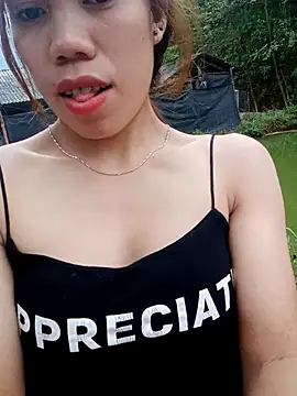 nhinhi-sexy's cam snapshot