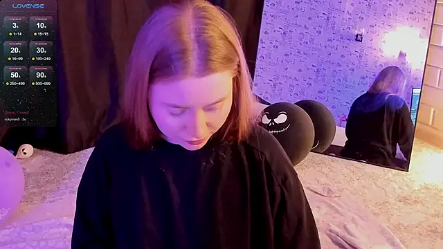 Lillie_Berry's cam snapshot