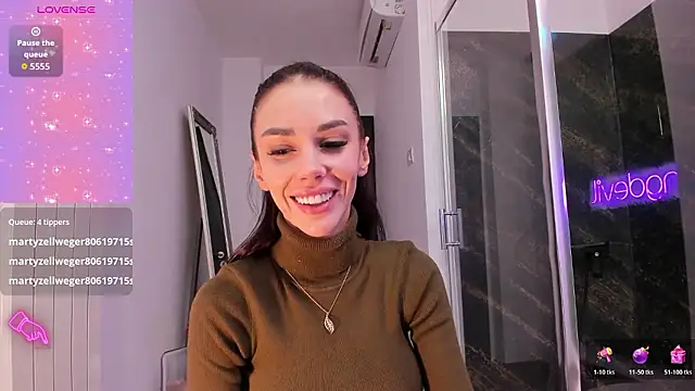 realhotfallingdevil's cam snapshot