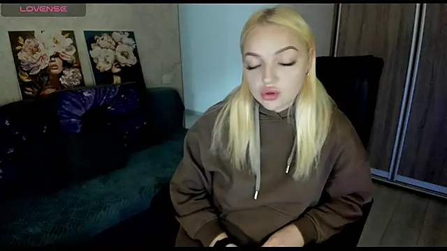 Stella__Cox's cam snapshot