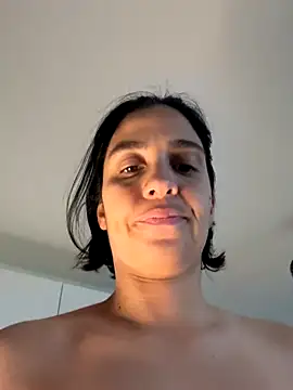 LaPetiteKim live sex cam