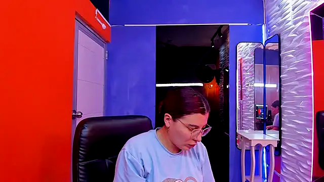 allison_mc's cam snapshot