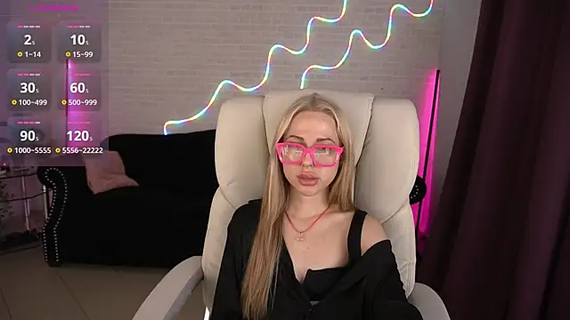 AmiraaGold's cam snapshot