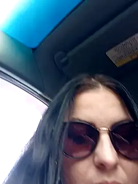 Greta_Tamar's cam snapshot