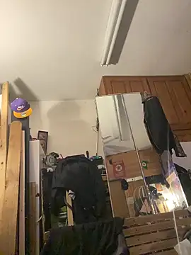 Polaroid_White live sex cam