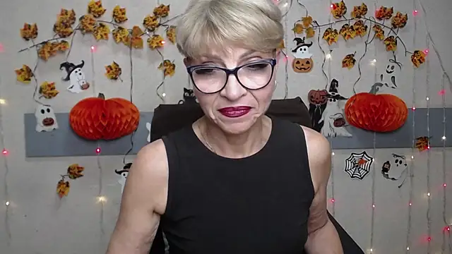 EllaBonito's cam snapshot