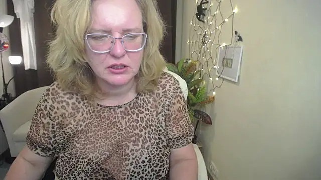 VestaWoody's cam snapshot