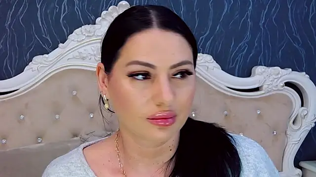 Lauren_Saint's cam snapshot