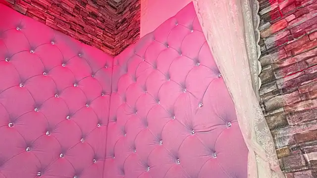 EmiliRouse_'s cam snapshot