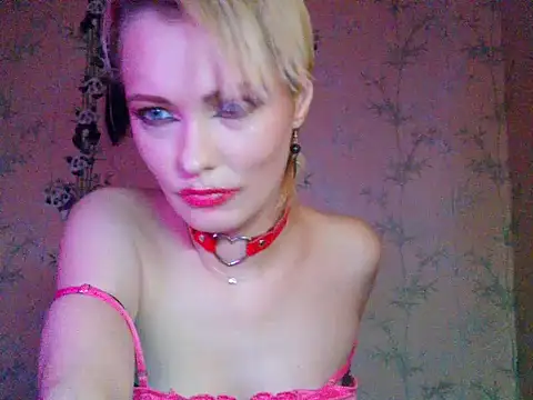 WildMissNiks's cam snapshot