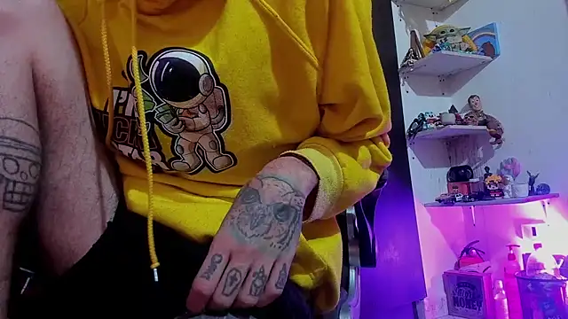 harry_reems1's cam snapshot