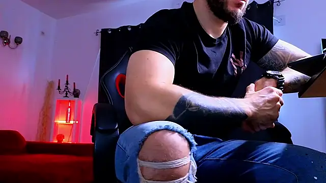 MightyAaron66's cam snapshot