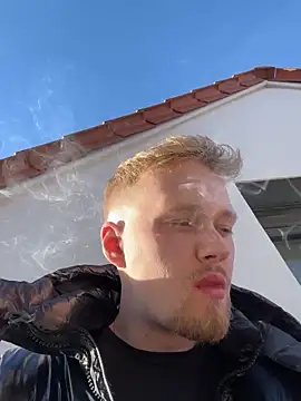 luciothegoat's cam snapshot