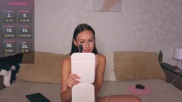 ChloeTeles_'s cam snapshot