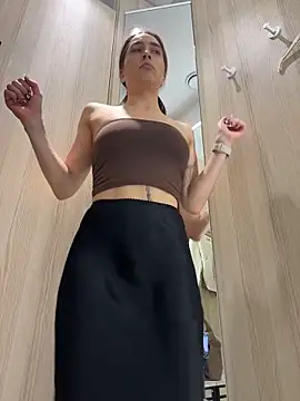 Holly_Play's cam snapshot