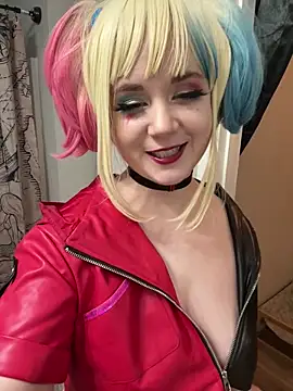 Angel-Lewd-Cake live sex cam