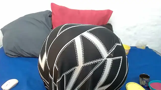 Thickchocolatex2's cam snapshot