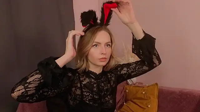 BaileyBernos's cam snapshot