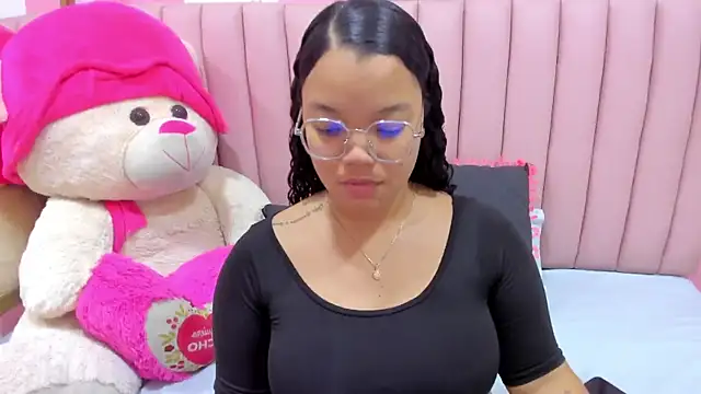 ISABELLA_020's cam snapshot