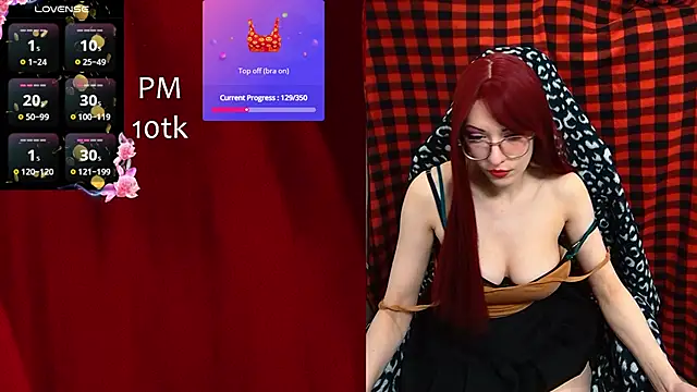 ElliMoor live sex cam