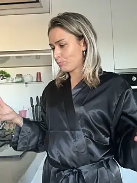 petrouchkaaa_ live sex cam