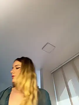 NicoleCut's cam snapshot