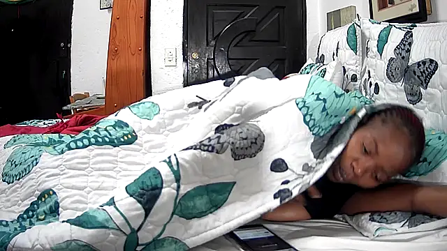 CandyNaynay's cam snapshot