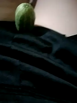 Zuky328's cam snapshot