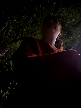 yiyi930316's cam snapshot