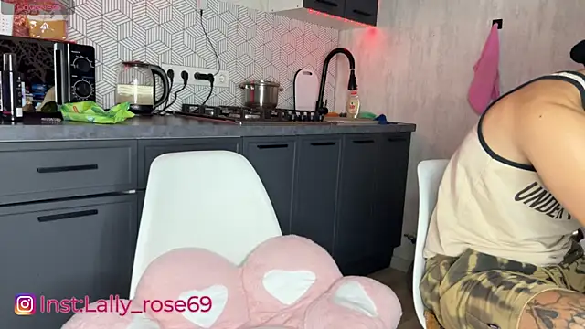 LallyRose69's cam snapshot