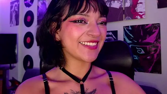 lucyliw's cam snapshot