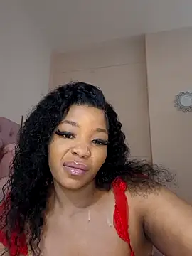 ItsLeyaa's cam snapshot